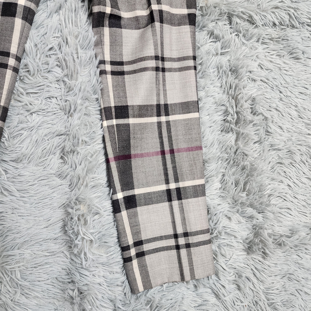 Barbour Winter Tartan Plaid Trousers in Gray and Black - Picture 4 of 9